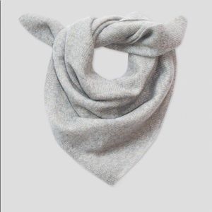 Gray Cashmere shine neckerchief